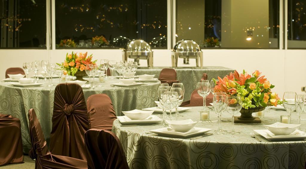 Hotel Tryp By Wyndham San Jose Sabana Zewnętrze zdjęcie