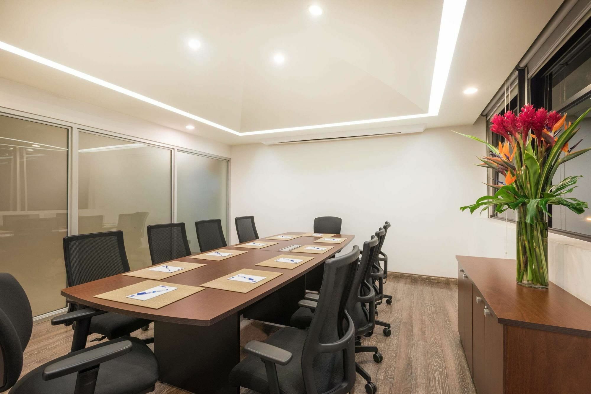 Hotel Tryp By Wyndham San Jose Sabana Zewnętrze zdjęcie
